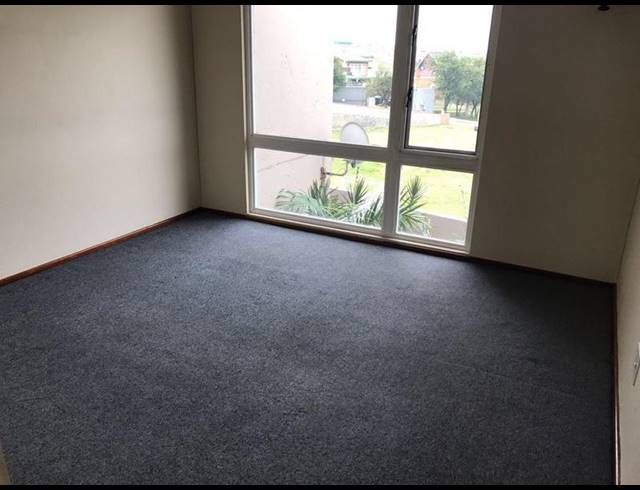 2 BEDROOM TOWNHOUSE FOR SALE IN SOUTH CREST